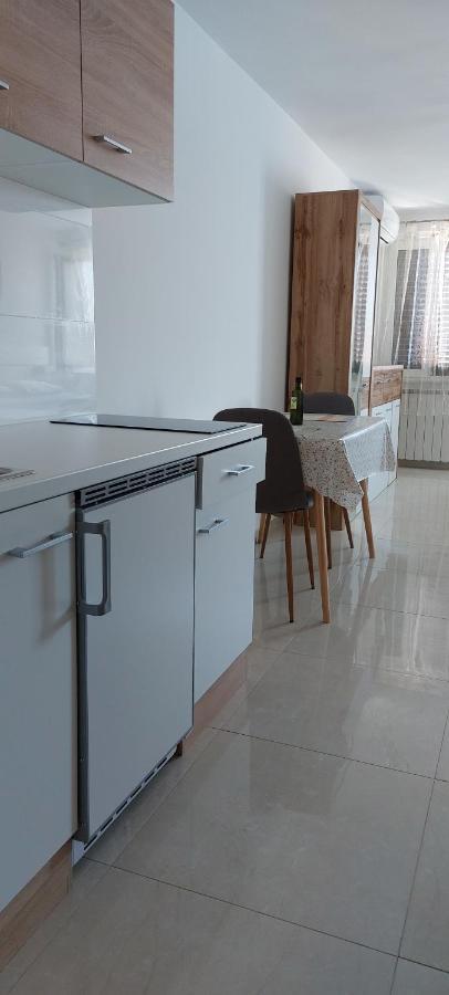 Apartmaji Jurcan อิซอลา ภายนอก รูปภาพ
